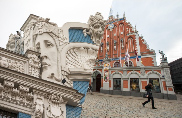 Visit Riga's Old Center and Art Nouveau Tour in Riga