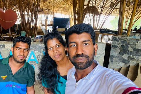 Nine Arch Bridge: Viewpoint Visit by Tuk-Tuk in Ella