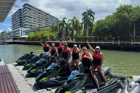 Cairns: tour guiado en moto acuática de 30 o 60 minutos