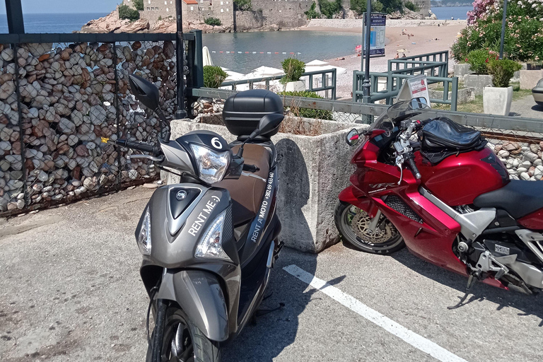 Kotor e Budva : Visitas auto-guiadas com Freedom Scooters