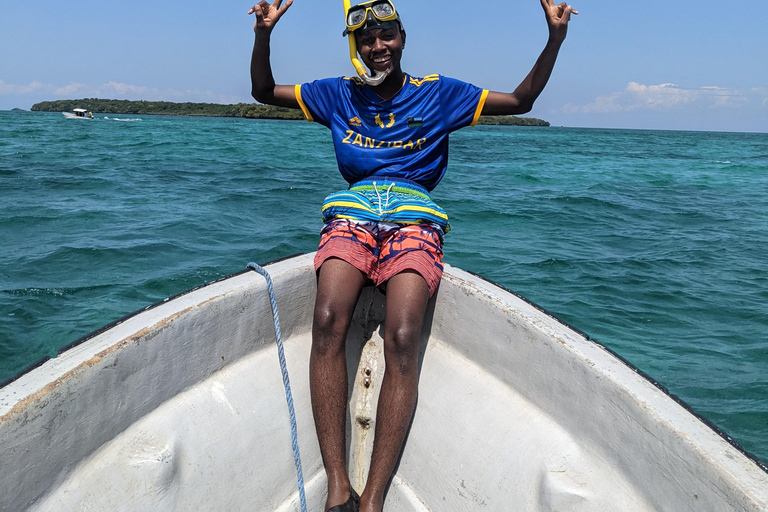 Zanzibar: Mnemba island Dolphins tour and snorkeling tour