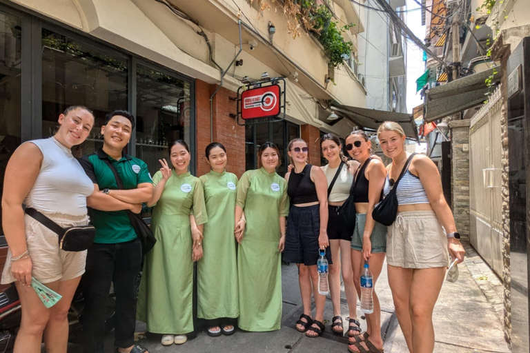 Ho Chi Minh City: Motorbike Street Food Tour - 12 Tastings