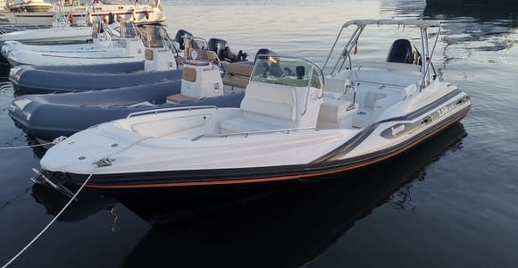 Olbia: Premium RIB-boat tour to Tavolara and Molara with aperitif on board