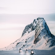 Ab Reykjavik: Golden Circle Super Jeep & Schneemobil-Tour