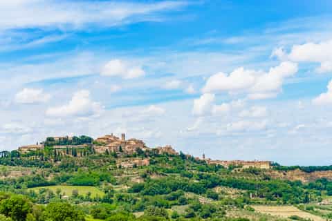 From Rome: Tuscany Day Trip with Lunch and Wine Tasting