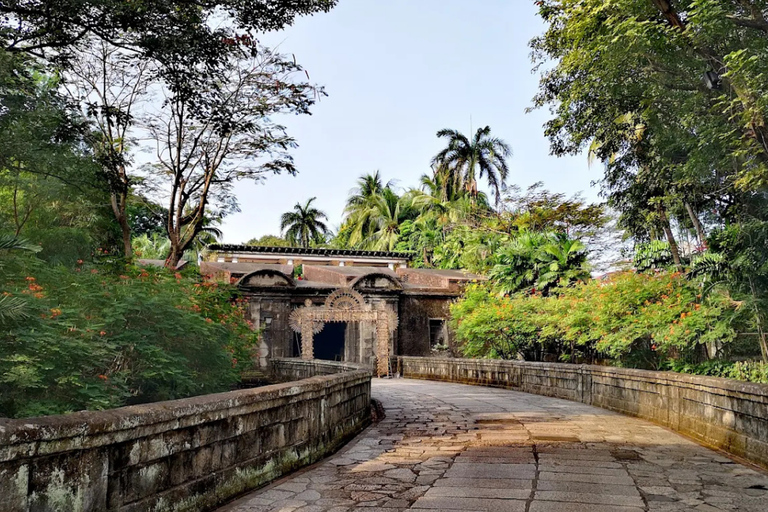 Manila: tour della città di mezza giornata o di un giorno interoManila: tour guidato di mezza giornata