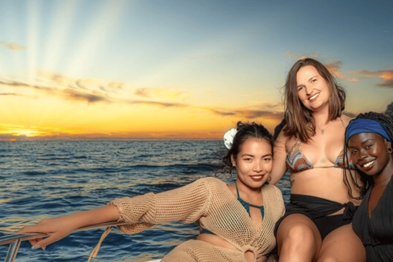 Zakynthos: Mizithres Sunset Cruise with Turtle Spotting