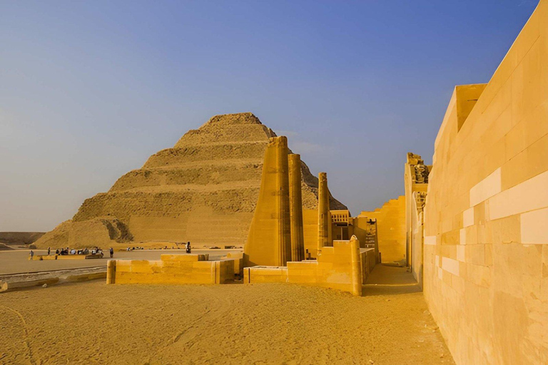 Cairo: Saqqara, Dahshur & Memphis Private Tour with Lunch