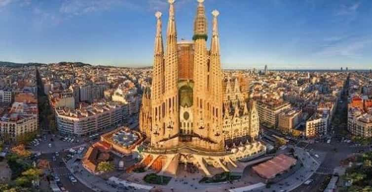 Barcelona: Estadio Johan Cruyff: La Masia has a new temple