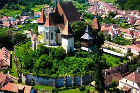 From Sibiu: Saxon Villages and Fortified Churches Day Tour