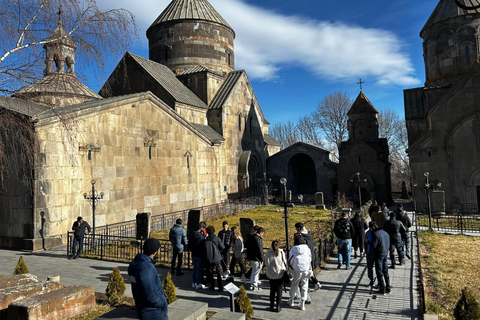 Sjön Sevan-Tsaghkadzor skidort-Kecharis-klostret