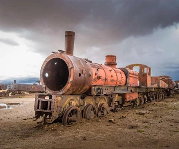 From La Paz: Uyuni Salt Flats 3-Day Tour with Bus Tickets