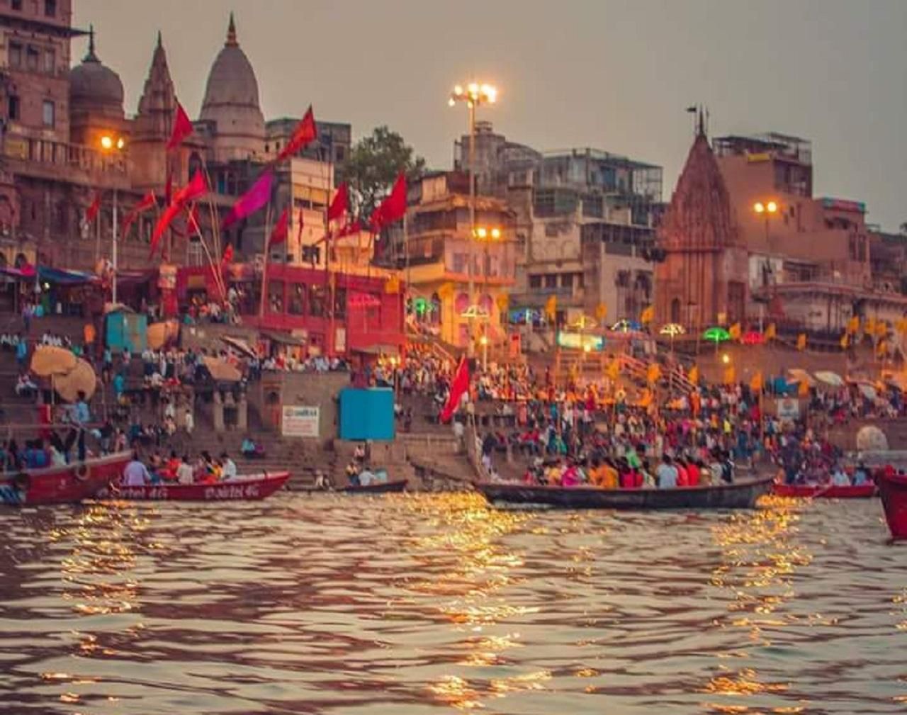 Ganztägige Tour durch Varanasi und Sarnath mit Bootsfahrt auf dem Ganges