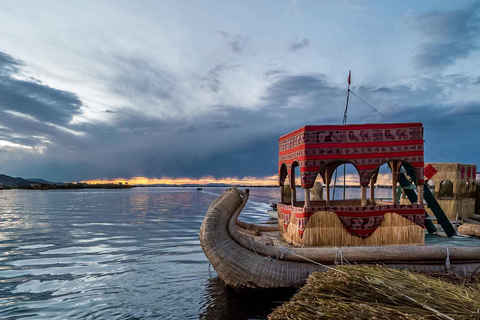 Ganztagestour zum Titicacasee in Puno mit typischem Mittagessen