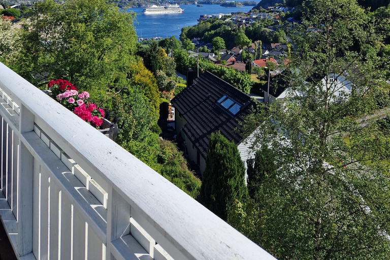 Bergen: Home-Hosted Lunch with a Local