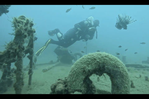 Lateral: Tour de mergulho no Museu SubmarinoAtração: Tour de mergulho no Museu Subaquático