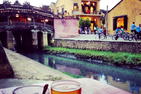 Hoi An: Night Food Tasting Tour Small Group Tour