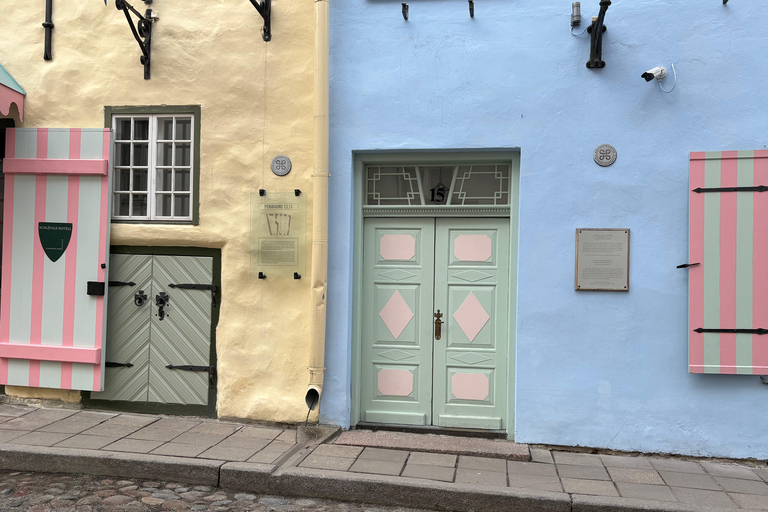 Tallinn: Old Town Walking Tour with Guide
