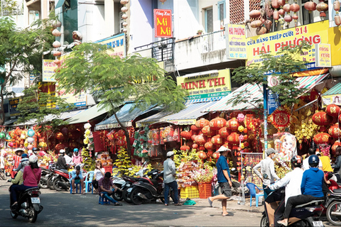 Saigon Vespa Michelin Foodie & Hidden Gems Tour