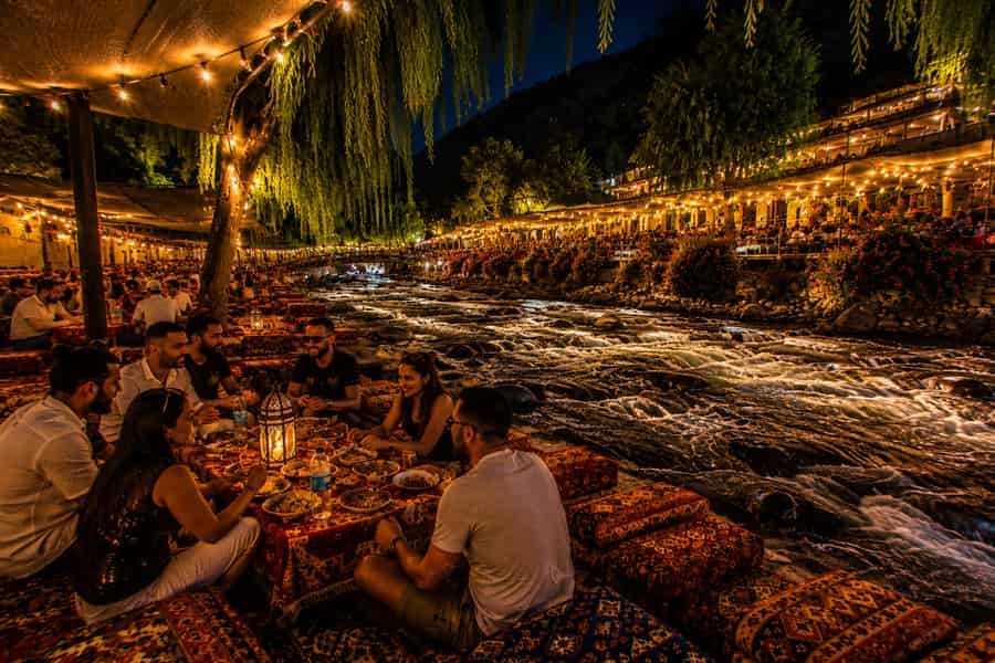 Marrakesch: Spaziergang bei Sonnenuntergang im Ourika-Tal & Berber-Abendessen. Foto: GetYourGuide Marrakesch: Spaziergang bei Sonnenuntergang im Ourika-Tal & Berber-Abendessen. Foto: GetYourGuide