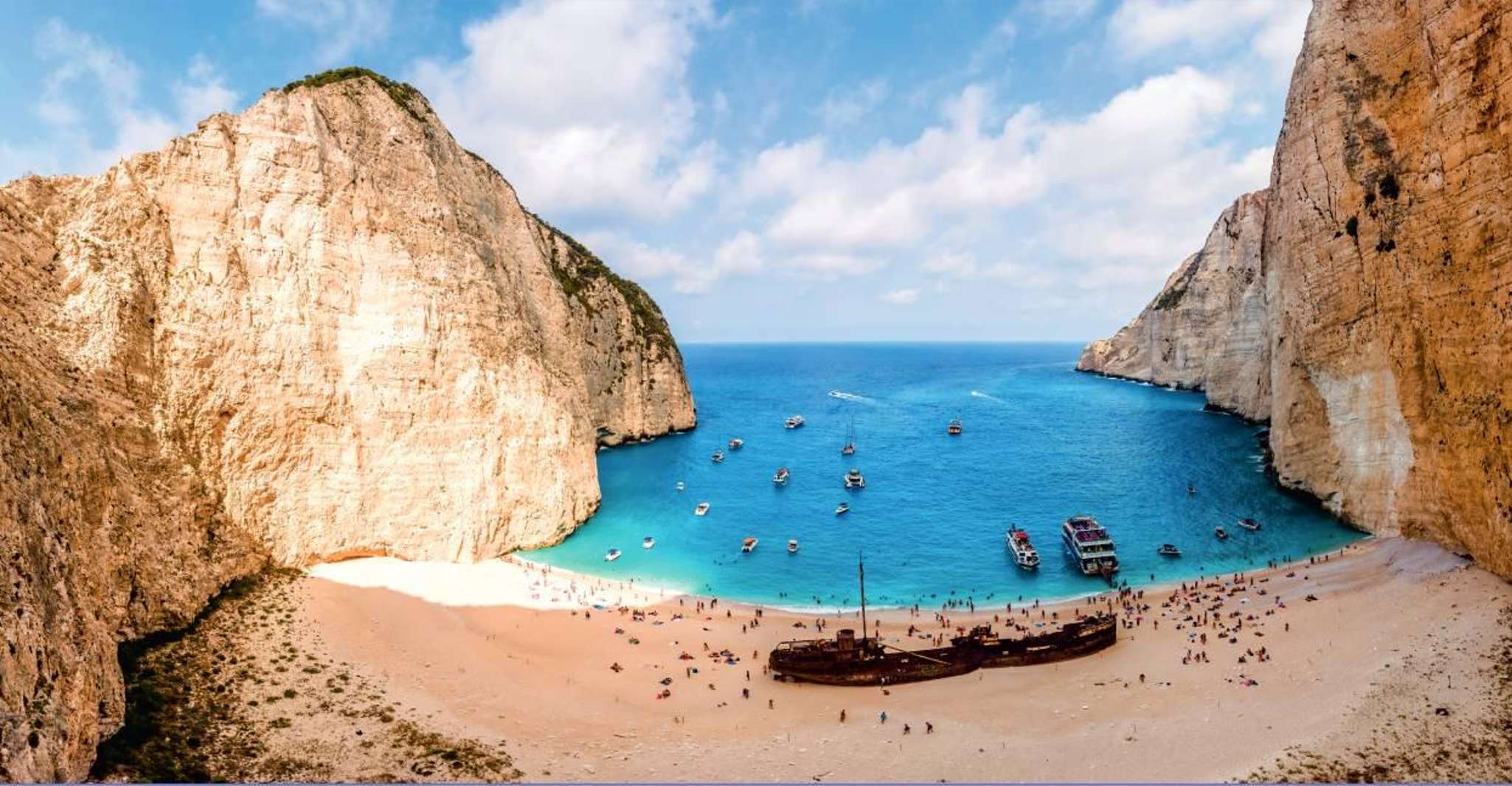Shipwreck (su e giù), grotte blu - Housity