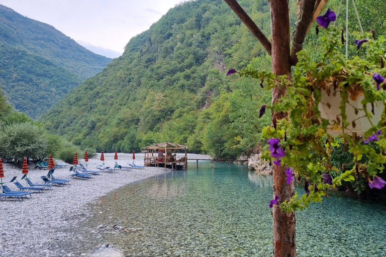 Da Scutari: Tour di un giorno del fiume Shala e del lago Komani