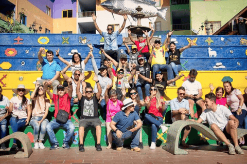 Medellin: Guatape und El Penol Rock Tagestour mit Bootsfahrt