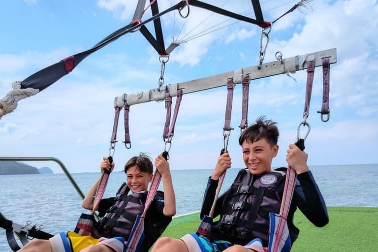 Langkawi: Parasailing Experience over Pantai Cenang Beach
