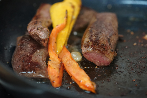 Dresden: Private cooking class with matching drinks included Dresden: Private cooking class with matching drinks