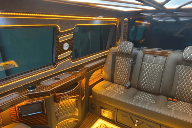 إسطنبول: خدمة نقل خاصة لكبار الشخصيات من/إلى مطار إسطنبولمن مطار اسطنبول إلى الجانب الأوروبي