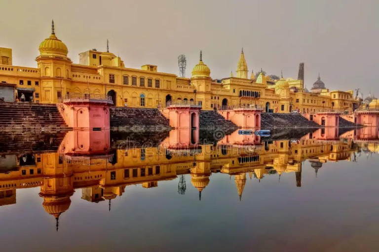 Peregrinación, Benarés con excursión a Ayodhya (04 noches / 05 días)Recorrido de 05 días con alojamiento en hoteles de 03 estrellas.