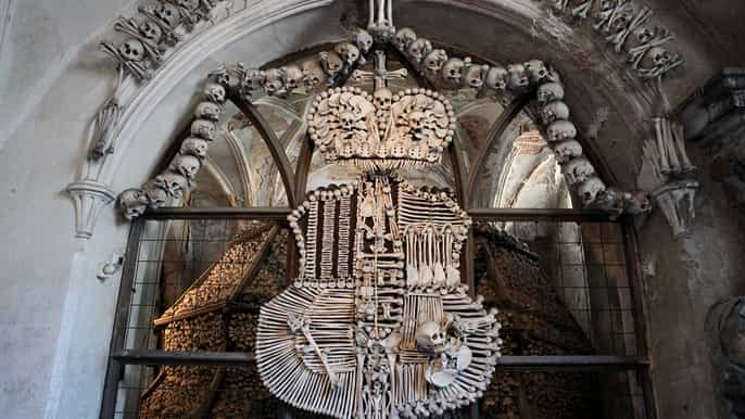 kutna hora bone chapel tour from prague