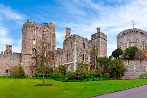 Exclusive Windsor Castle Entry, Audio Guide & Transportation