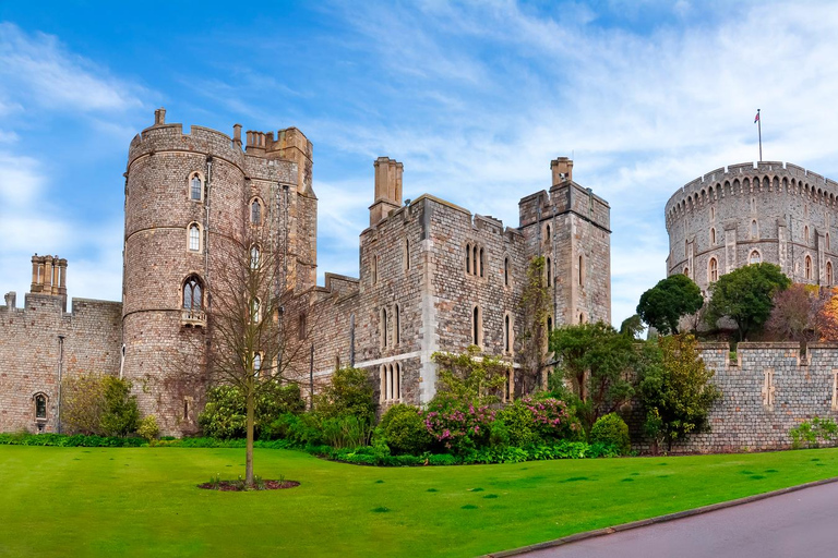 Exclusive Windsor Castle Entry, Audio Guide & Transportation