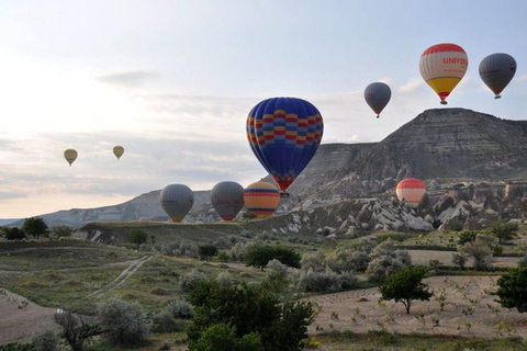Cappadocia: Balloon Flight Göreme, Soğanlı & Ihlara Valley Cappadocia: Hot Air Balloon Flight Ihlara Valley