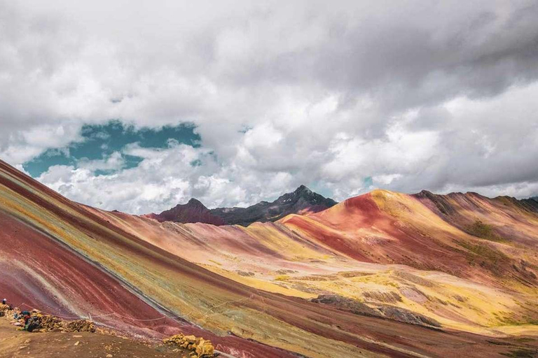 Quad-Bike-Ausflug zum Rainbow Mountain.