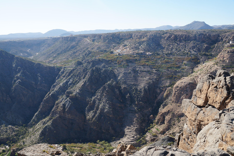 Dubai to Muscat: Private Journey with Hatta Stop Sedan (1–3 guests)