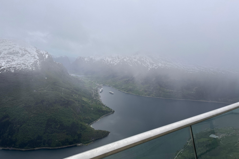 Briksdal Glacier and Loen Skylift Tour with Transfer