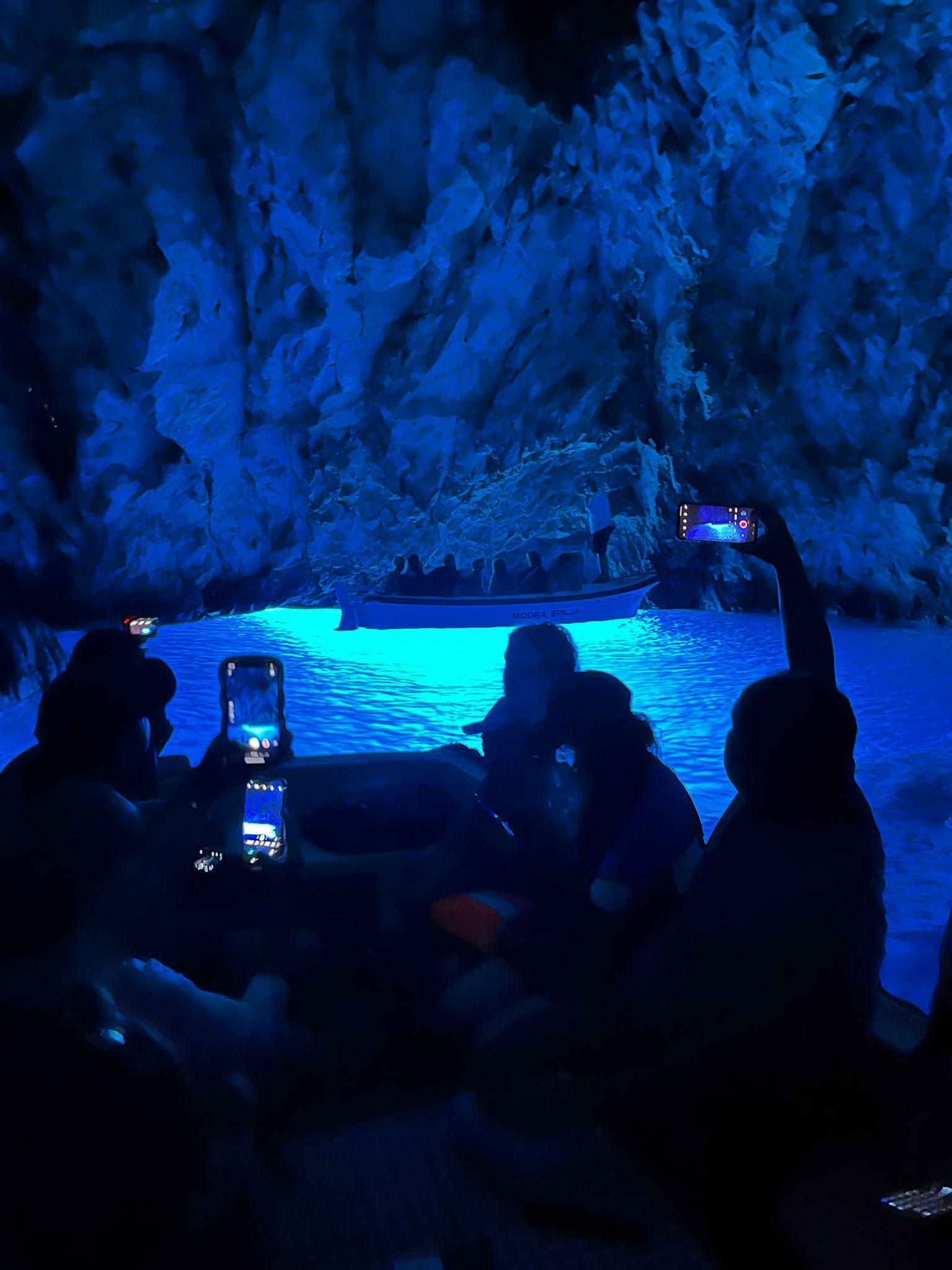 Blaue Höhle & Inselschätze: Komiža & 5 Juwelen Bootstour