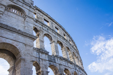 Rom: Colosseum Colosseum, Forum Romanum och PalatinträdetRom: Colosseum Colosseum, Forum Romanum &amp; Palatine Biljett som låter dig hoppa över kön