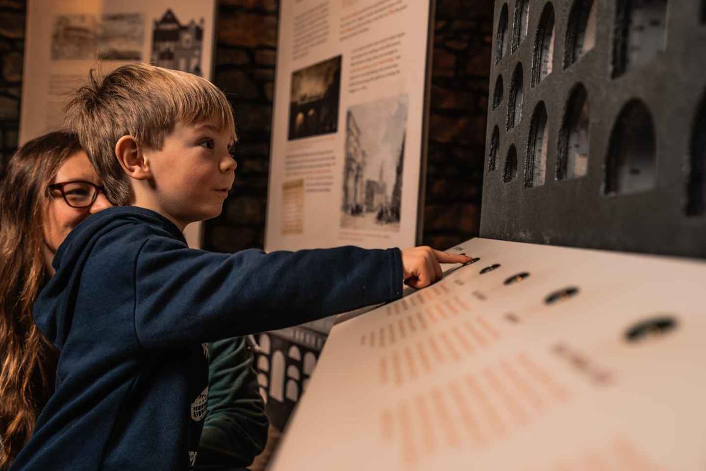 Édimbourg : Visite en Petit Groupe des Histoires Sombres pour Enfants Sous Terre