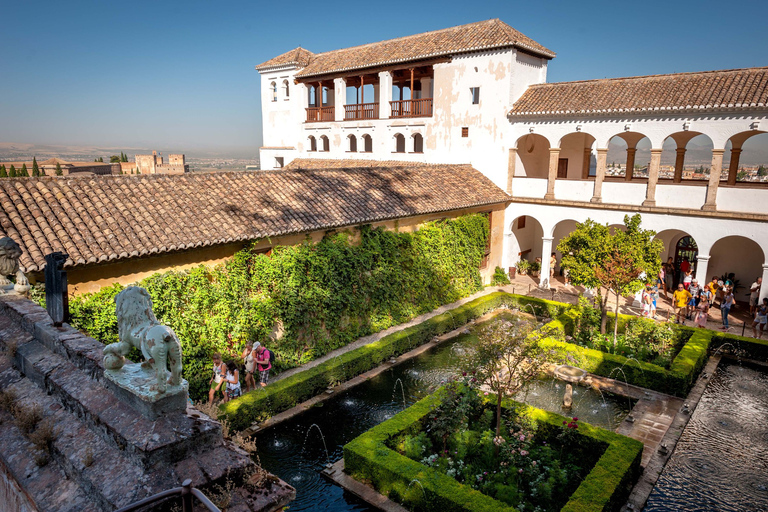 Granada: Biglietto d&#039;ingresso per l&#039;Alhambra con audioguidaGranada: biglietto d&#039;ingresso all&#039;Alhambra con audioguida