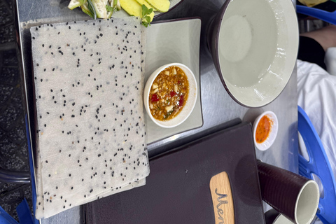 Da Nang: excursão a pé pela comida de rua e espetáculo Charming Da NangDa Nang: Excursão a pé pela comida de rua e espetáculo Charming Da Nang