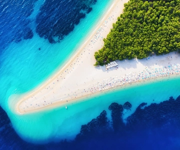 Makarska: Golden Horn Beach & Secluded Bays Speedboat Tour