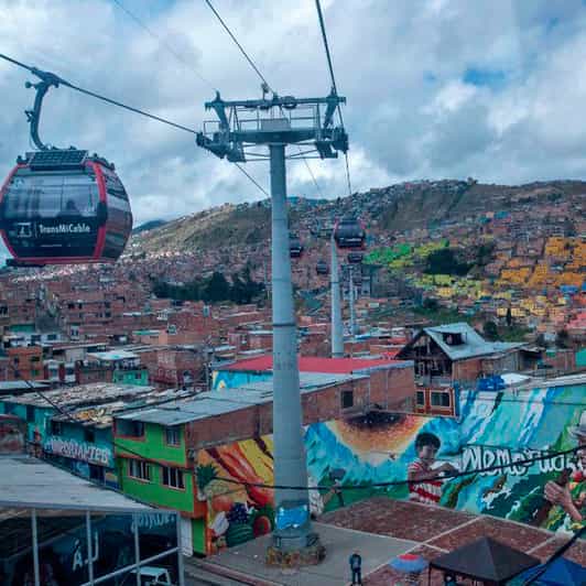 シウダード ボリバルとパライソの発信可能なソーシャル アート ツアー GetYourGuide