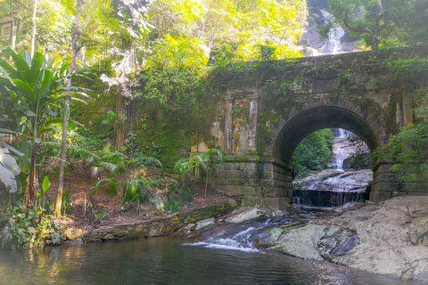 Tour delle cascate e delle grotte del Parco Nazionale di Tijuca