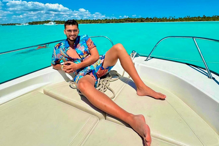 Punta Cana: Saona Island Exclusive Private Beach, Open Bar & Premium Lunch