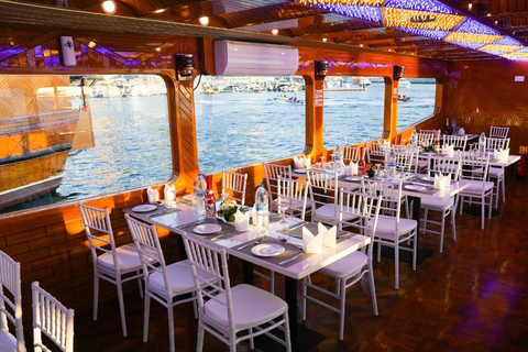 Dubai: Bestes traditionelles Dhow Cruise Buffet Dinner in Marina