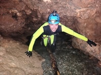 Prato, avventura in speleologia di 3 ore - Hizvo