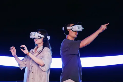 Beijing: Crossing Beijing VR Experience Ticket